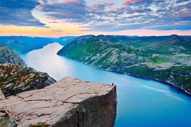 {賭馬}(北欧旅游攻略结束语言)